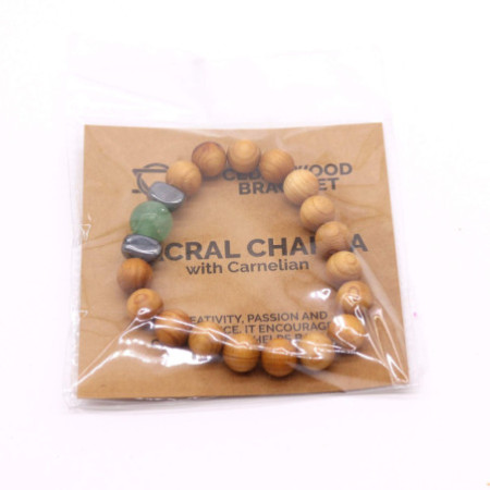 Bracelet chakra sacré en bois de cèdre avec aventurine