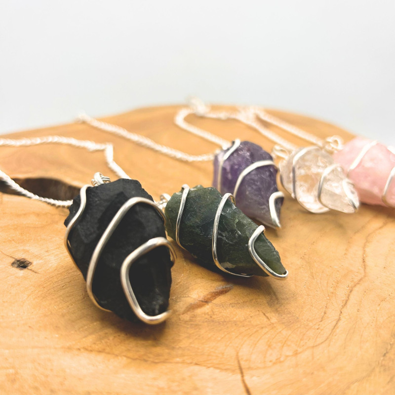 Pendule en pierre précieuse brute - Agate noire