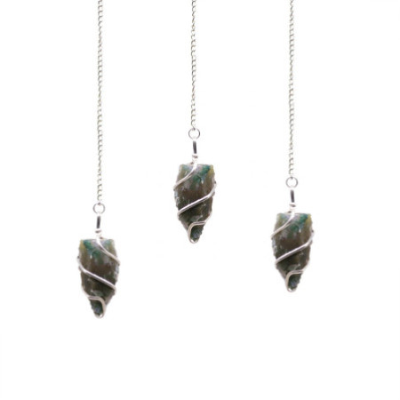 Pendule en pierre précieuse brute - Agate mousse