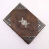 Livre Heafty Brown Tan - Décor Zinc Triple Moon - 200 pages à bords frangés - 26 x 18 cm
