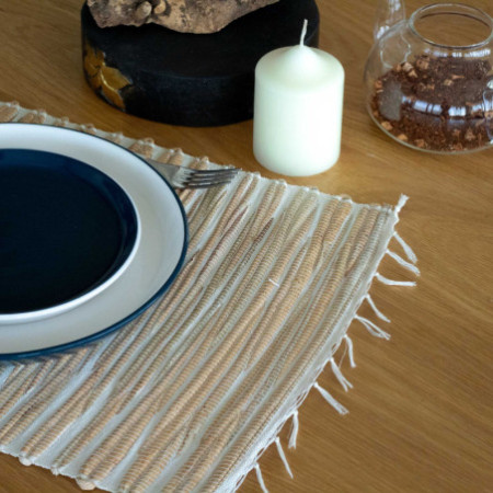 Set de table en jacinthe d'eau naturelle - Tigre naturel à franges