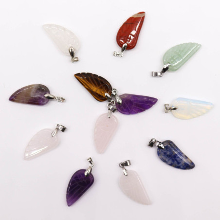 Pendentifs ailes d'ange en pierres précieuses (12 assortis) 28 x 15 mm