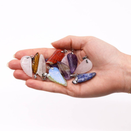 Pendentifs ailes d'ange en pierres précieuses (12 assortis) 28 x 15 mm