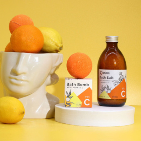Bombe de bain infusée à la vitamine C et aux huiles essentielles