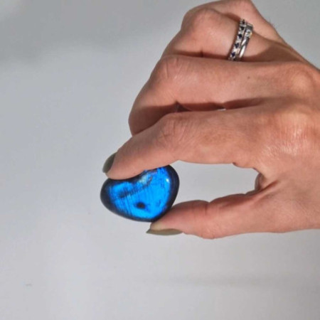 Pierres de cœur en labradorite de Madagascar (environ 17-31 g 30-40 mm)