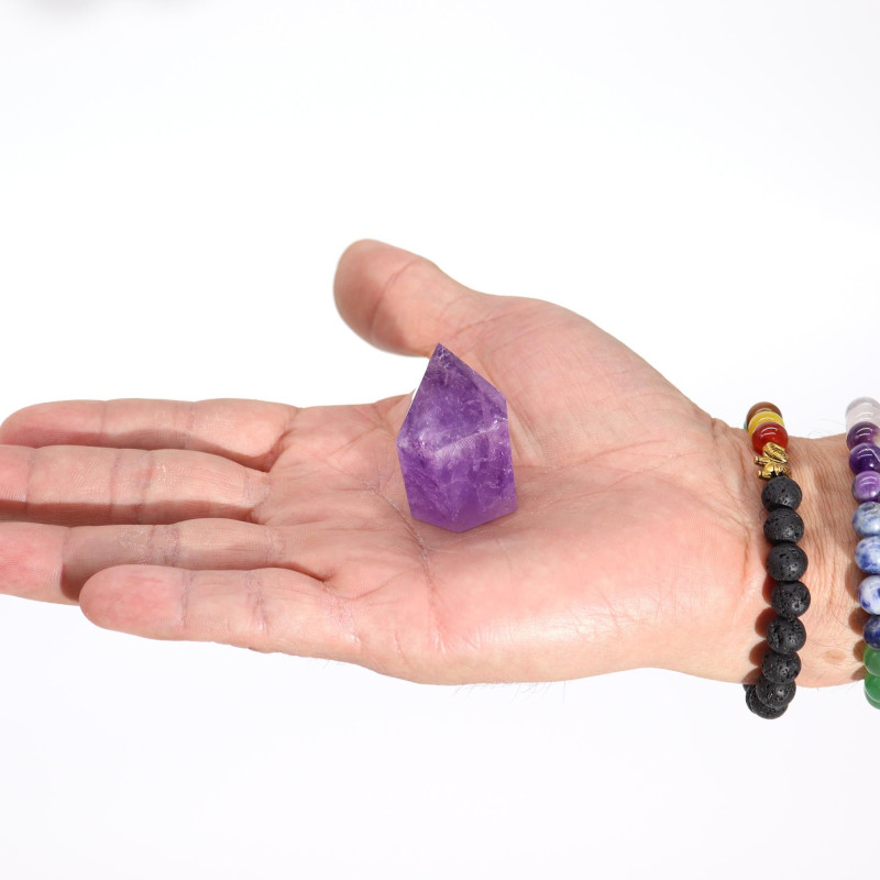 Petites pointes d'améthyste de couleur riche (environ 4 à 5,5 cm)