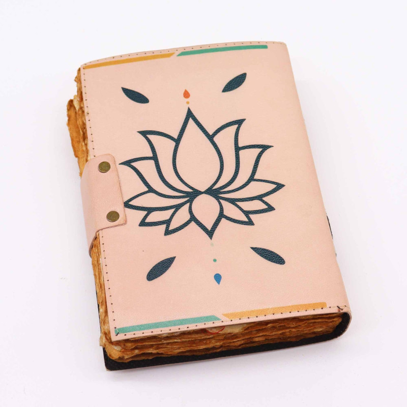 Carnet de notes en cuir à bords frangés, couleurs des sept chakras (7 x 5 pouces)