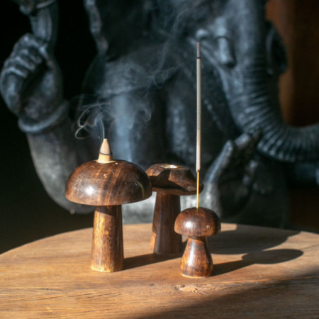 Lot de 3 mini champignons d'encens (8 cm 7 cm 6,5 cm)