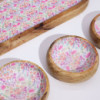 Plateau en bois de manguier avec 3 bols - Joli motif floral