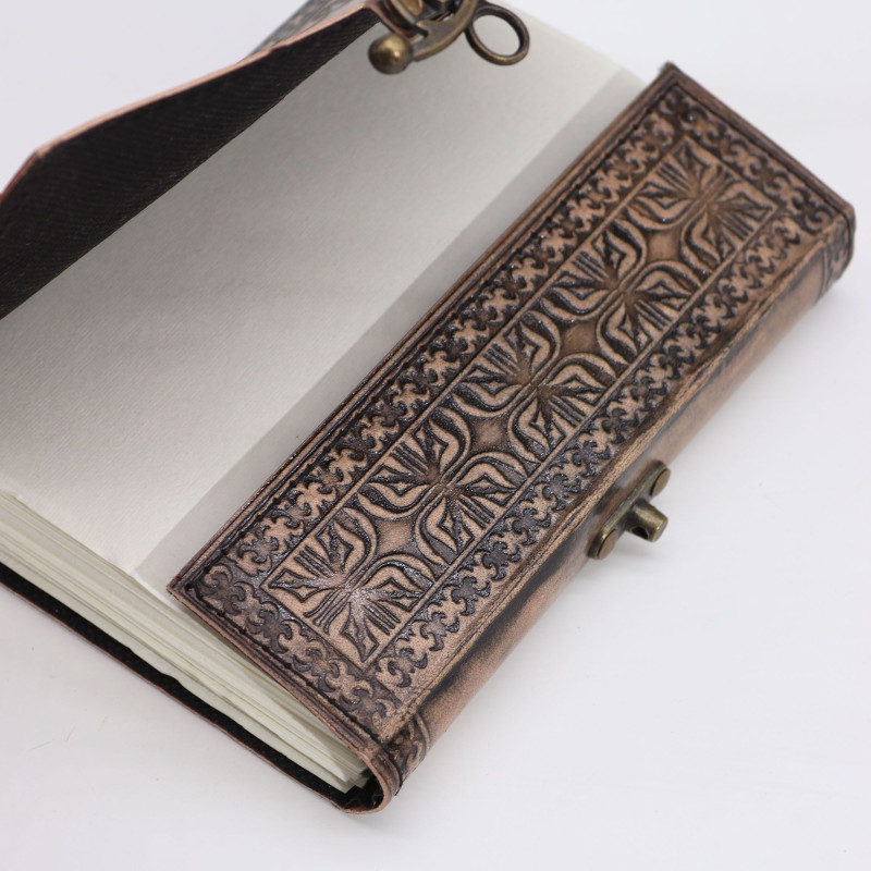 Lotus Mandala - Carnet ésotérique - Gris antique - 200 pages Bordure cousue - 17,5 x 12,5 x 3 cm