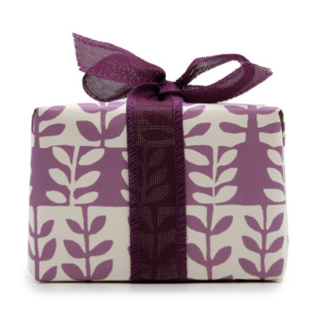 Coffret cadeau - Pierre de lune (bougie) + Provence & Thé et Roses (pétillant)