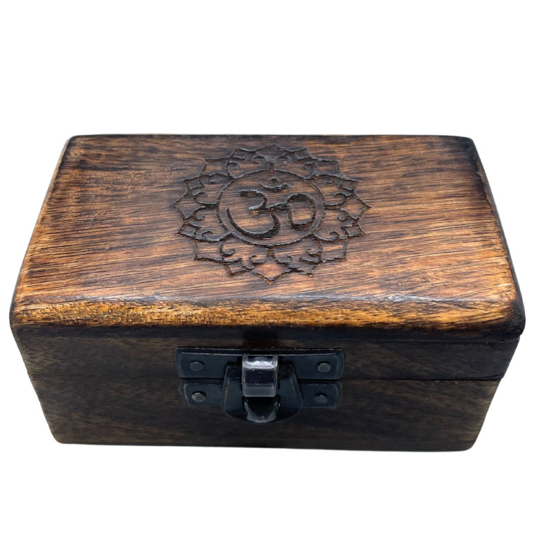 Pilulier en bois 9x5x4cm - Motifs sculptés