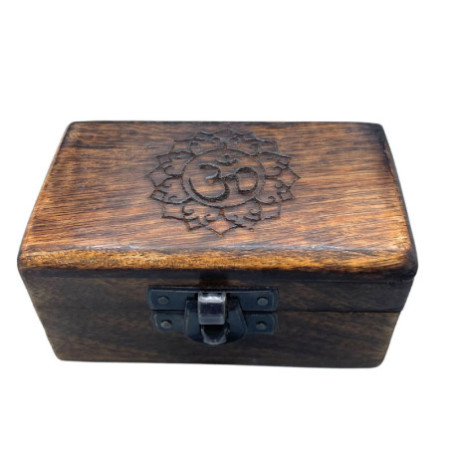 Pilulier en bois 9x5x4cm - Motifs sculptés