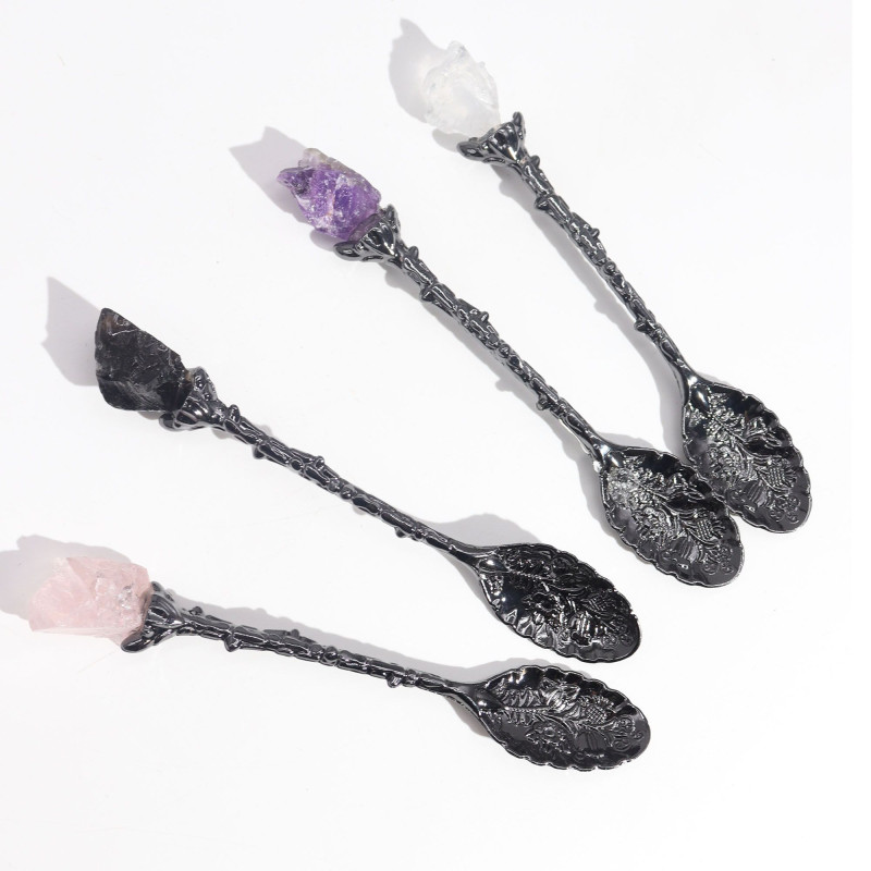 Ensemble de 7 cuillères de sorcière en cristal de pierres précieuses en argent foncé