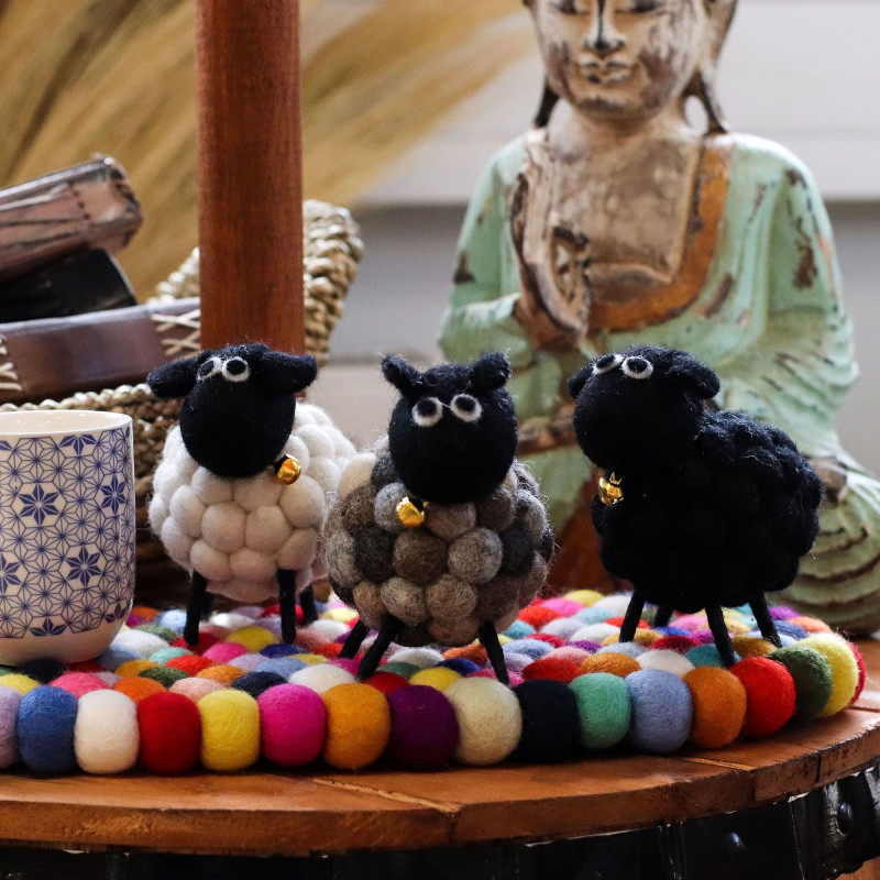 Petit mouton en feutre - Noir