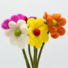 6x Fleurs en feutre - Marguerite (couleurs assorties)