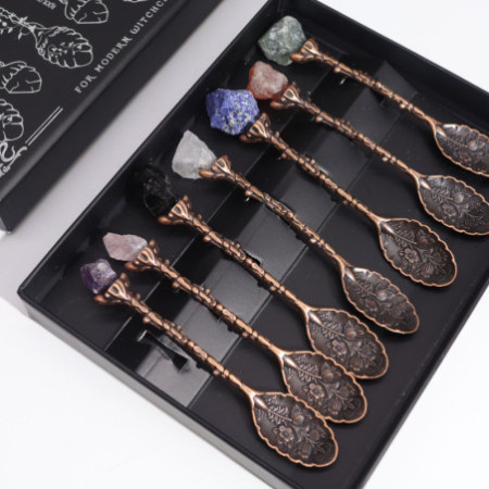 Ensemble de 7 cuillères de sorcière en bronze et cristal