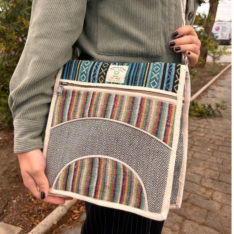Sac messager pour ordinateur portable en chanvre - Curves