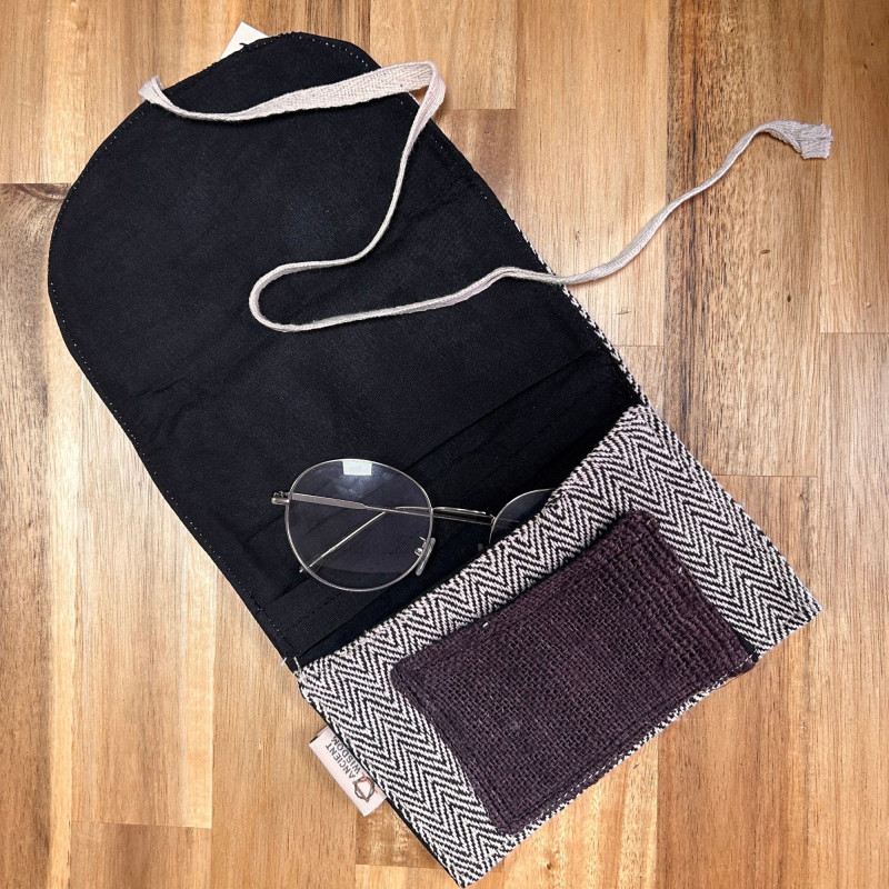 Pochette en chanvre pour téléphone/tabac/tout autre objet (assorti)