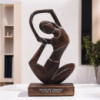 Yoga Lady en bois - Antique - Posture de rotation - « Tourner, se détendre, s'écouler et grandir »