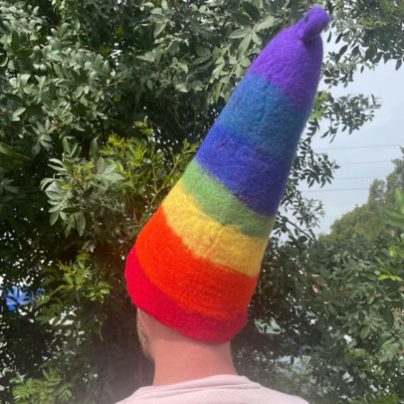 Chapeau de sorcier de sauna en feutre - Arc-en-ciel