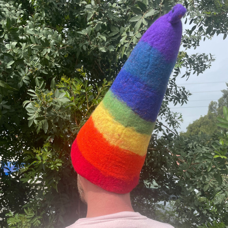 Chapeau de sorcier de sauna en feutre - Arc-en-ciel