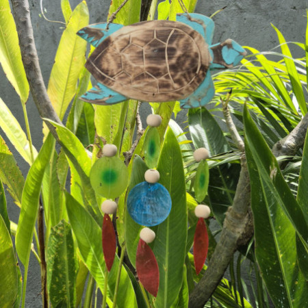 Sculpture de tortue aquatique et goutte de Copis