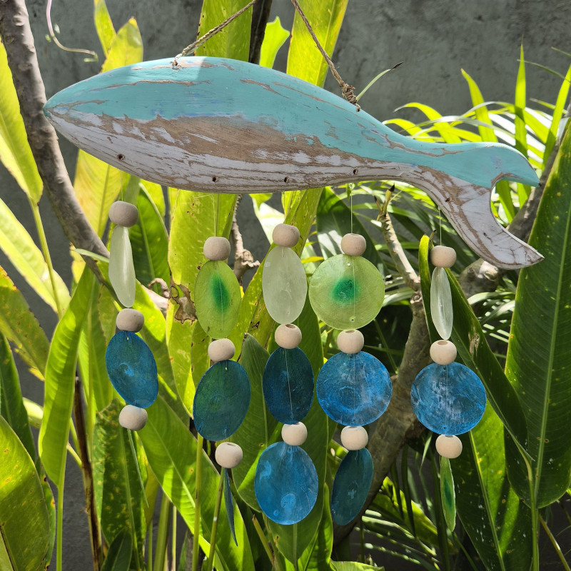 Sculpture de poisson aquatique et goutte de Copis