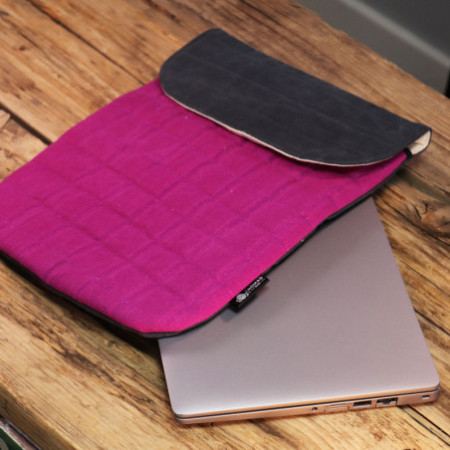 Pochette rembourrée pour ordinateur portable - Rose vif - Délavé à la pierre 14 oz