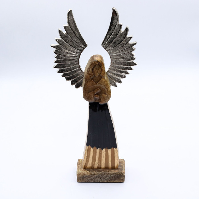 Grand ange gardien en bois de manguier, ailes en métal et détails en émail
