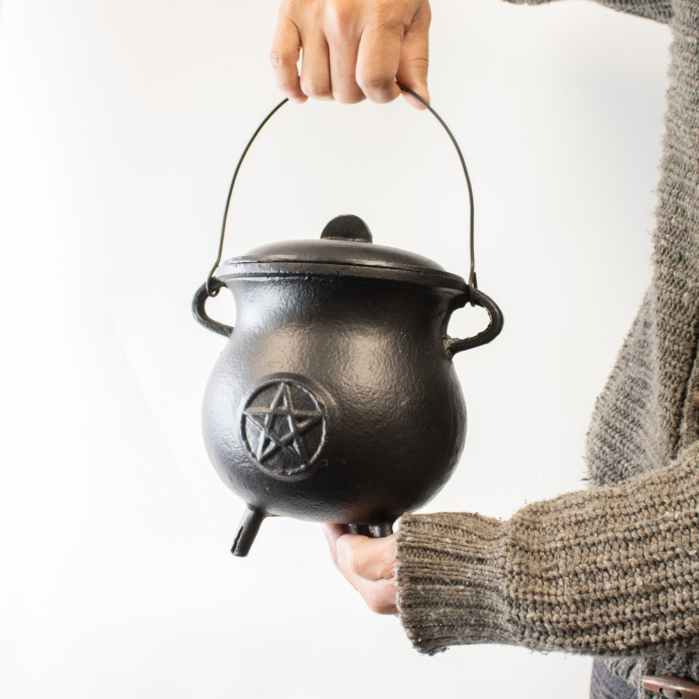 Chaudron extra large en fonte avec pentagone 23x18cm (au moins 4kg)