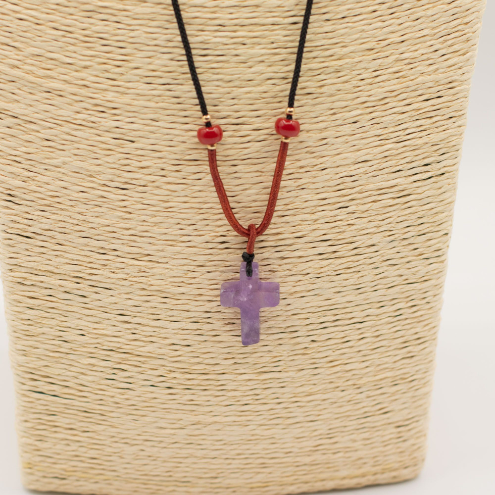 Collier cordon avec pendentif en pierre précieuse - Croix d'améthyste