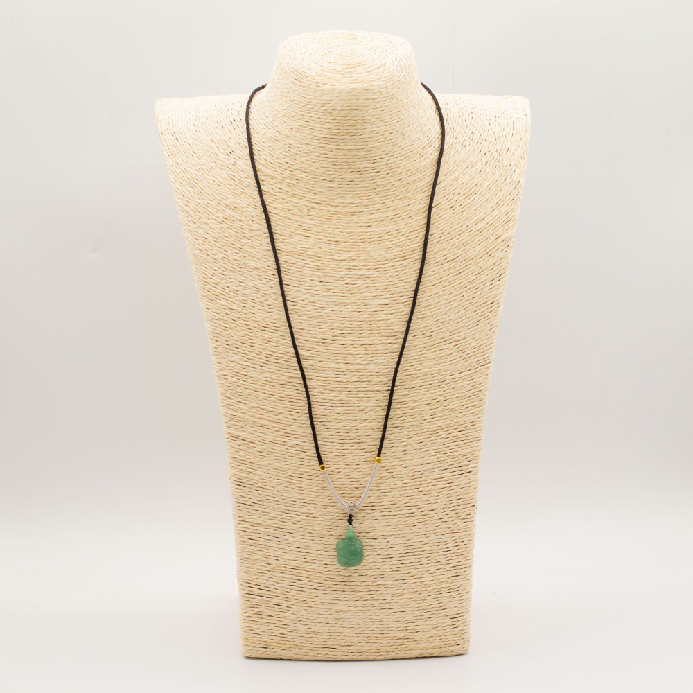 Collier cordon avec pendentif en pierre précieuse - Tortue de jade