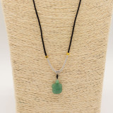 Collier cordon avec pendentif en pierre précieuse - Tortue de jade