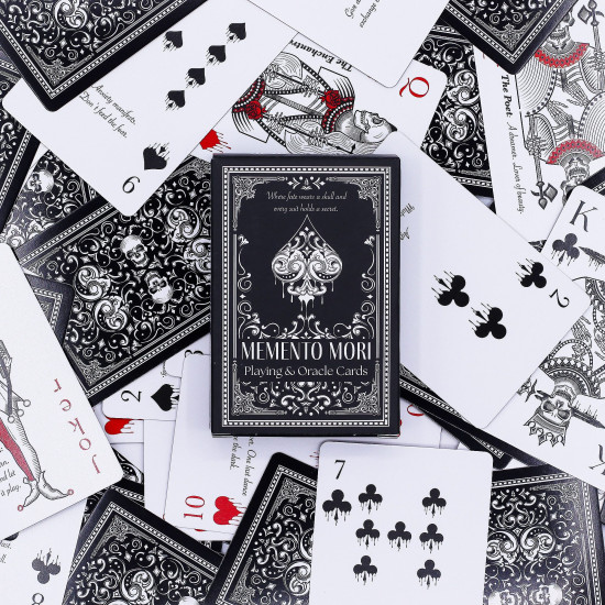 Cartes à jouer et oracles gothiques Memento Mori