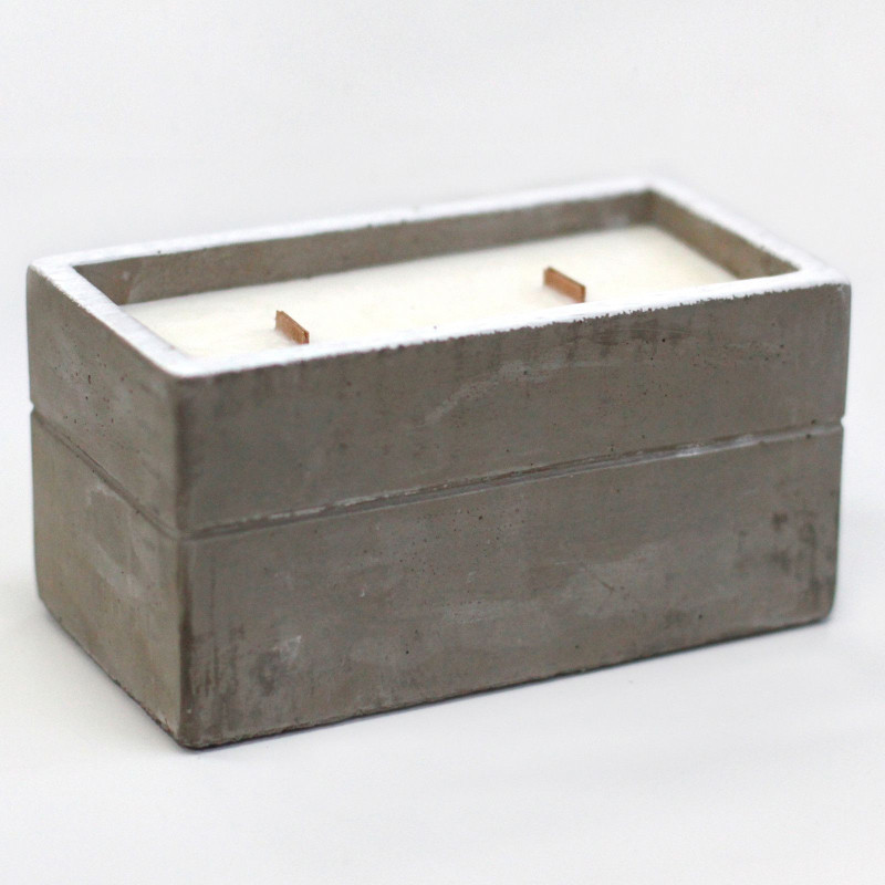 Grande bougie de soja en béton - Clou de girofle et santal foncé