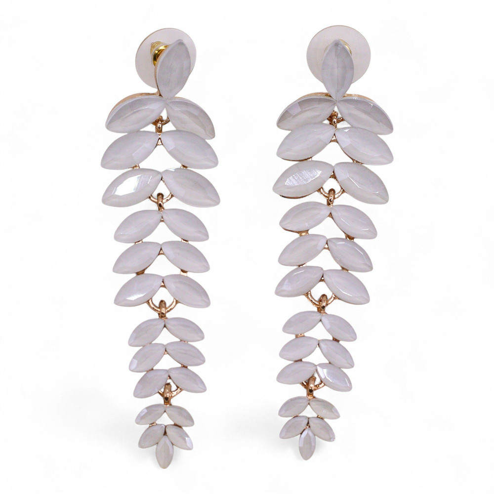 Boucles d'oreilles pendantes en verre vintage et perles