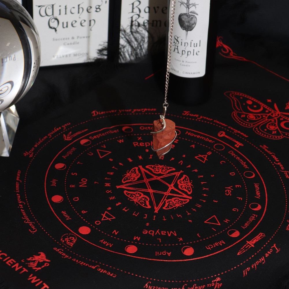 Tissu divinatoire à pendule de sorcière ancienne - Visage de soleil - Noir et rouge sang