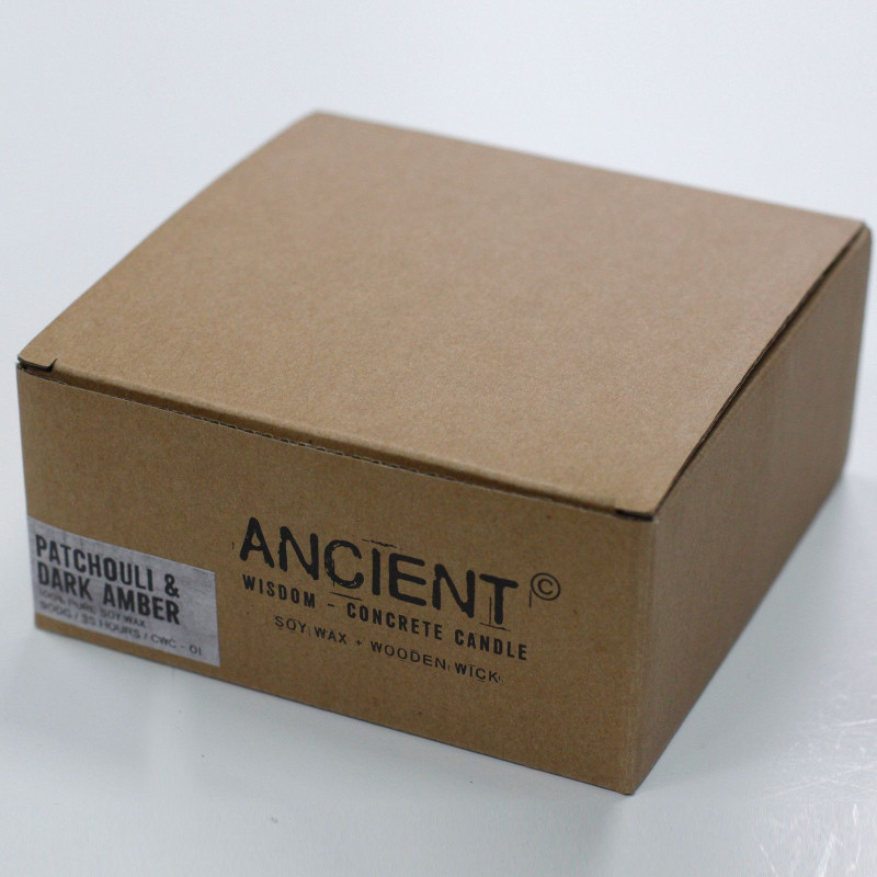 Grande bougie de soja en béton - Patchouli et ambre foncé