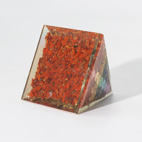 Pyramides Med Organite 7x6cm - Barres de cuivre - 7 éclats de chakra