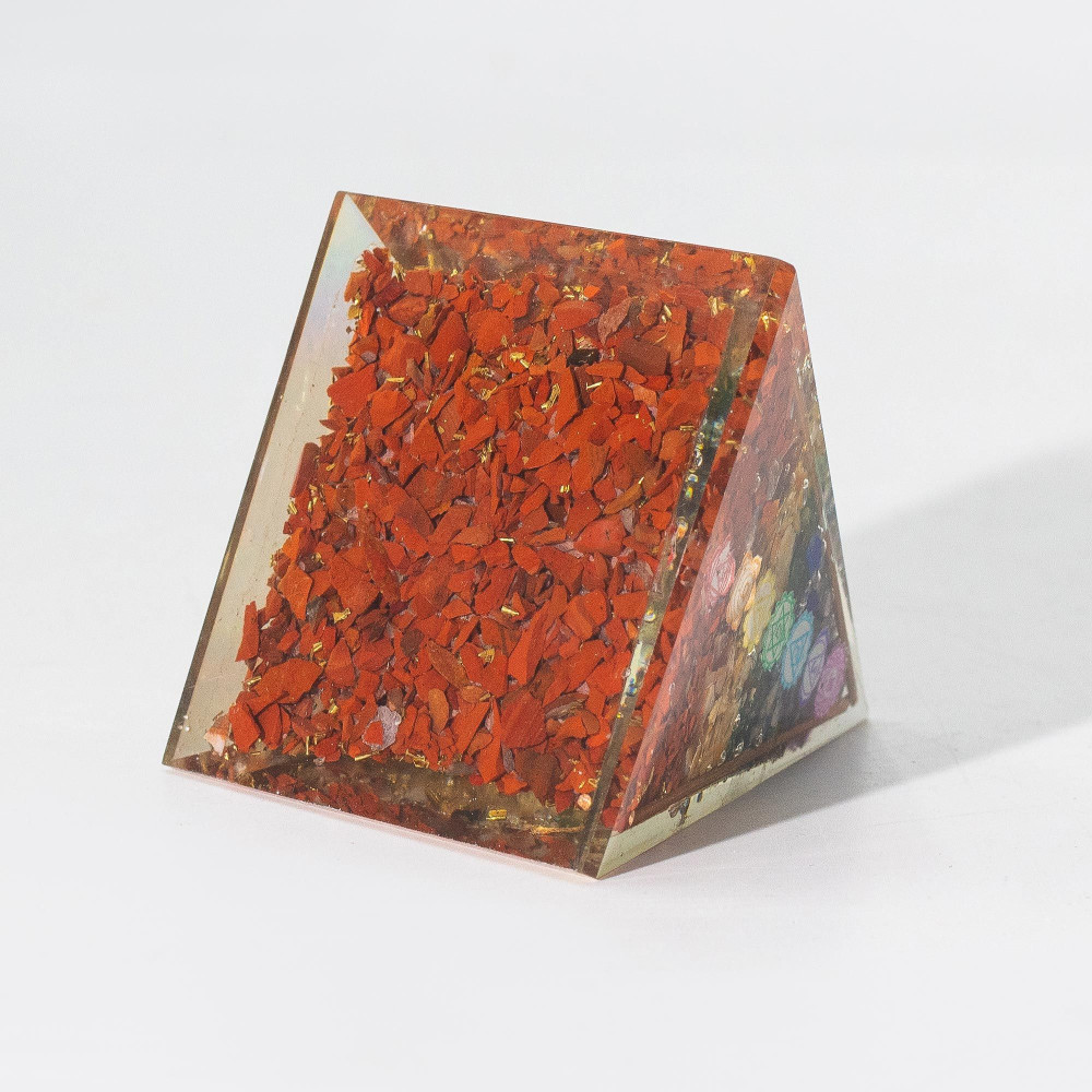 Pyramides Med Organite 7x6cm - Barres de cuivre - 7 éclats de chakra