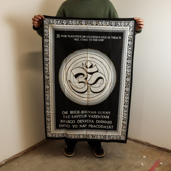Décoration murale en coton (70 x 110 cm) - Om - Bienvenue au Dieu