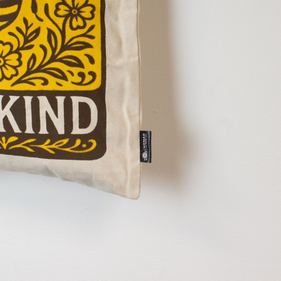 Sac cabas iconique Toni de Nomad Sari - Bee Kind - Naturel 283 ml