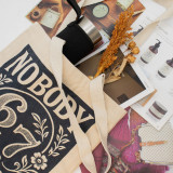 Sac cabas iconique Nomad Sari Toni - Nobody Knows 67 - Naturel 283 g