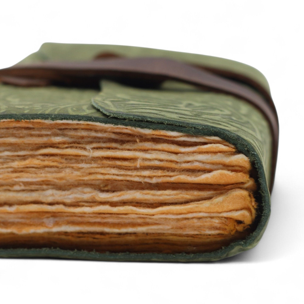 Carnet en cuir épais à bords frangés - Motif labyrinthe vert - 12,7 × 8,9 cm