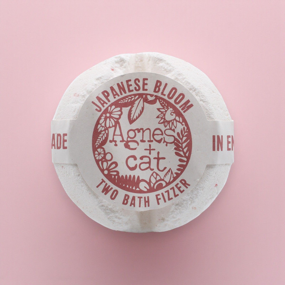 Agnes + Cat Boule de Boule de Bain Effervescentee - Fleur Japonaise