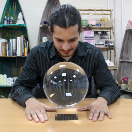 Boule de cristal sur support 200 mm