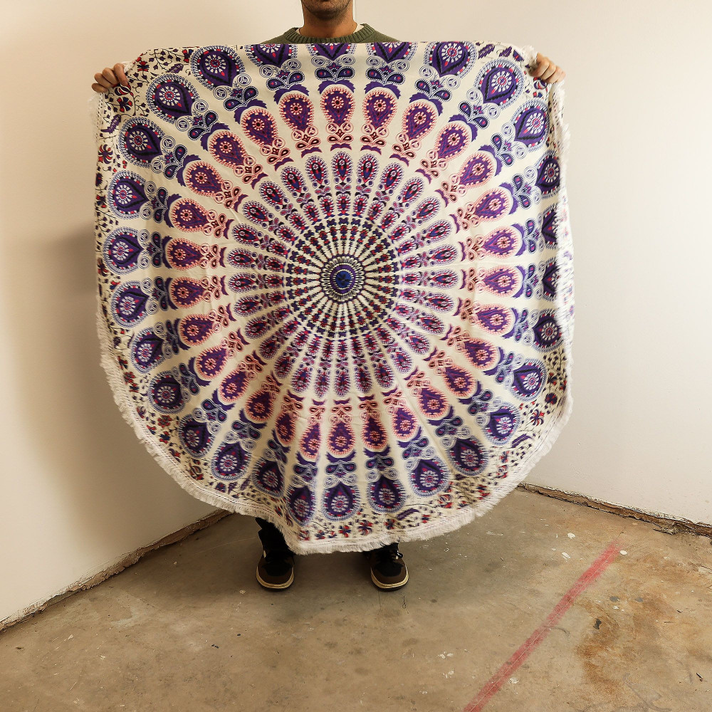 Petit mandala rond en coton (130 cm) - Violet paon
