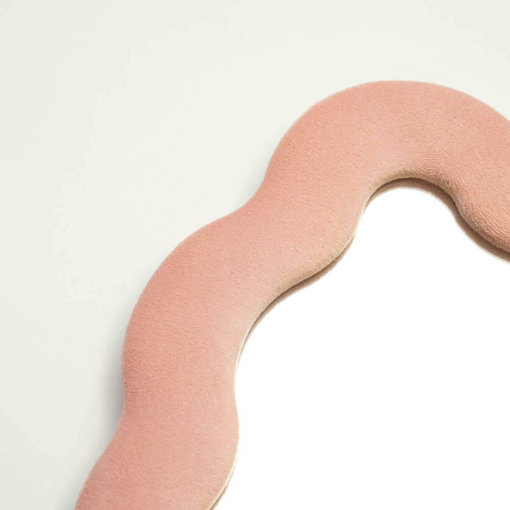 Miroir doux et ondulé - Galet carré - Rose blush (22,5 x 27 x 2,3 cm)