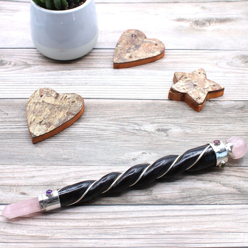 Baguette de guérison torsadée - Sphère de quartz rose argenté